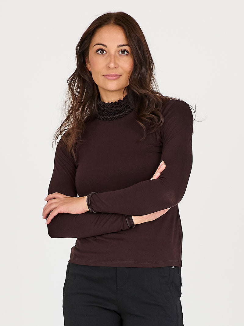 NÜ ADELE coltrui t-shirt Tops en t-shirts 224 Dark Brown