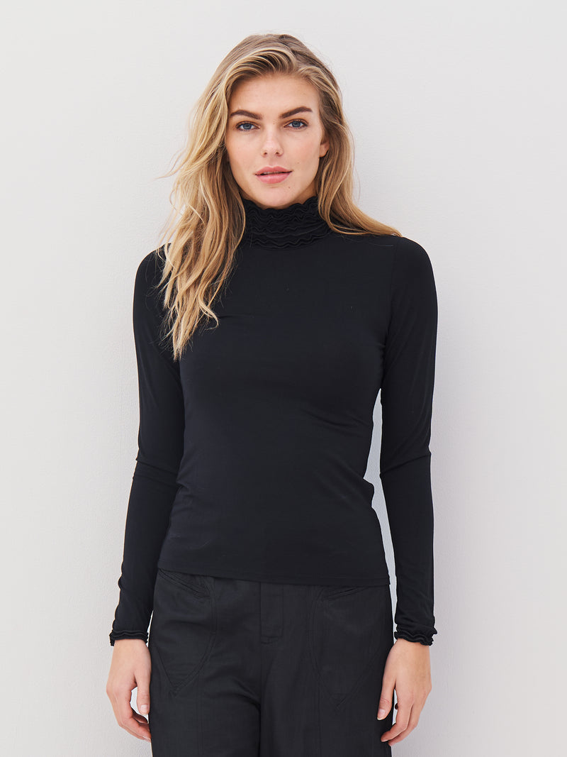 NÜ ADELE coltrui t-shirt Tops en t-shirts Zwart