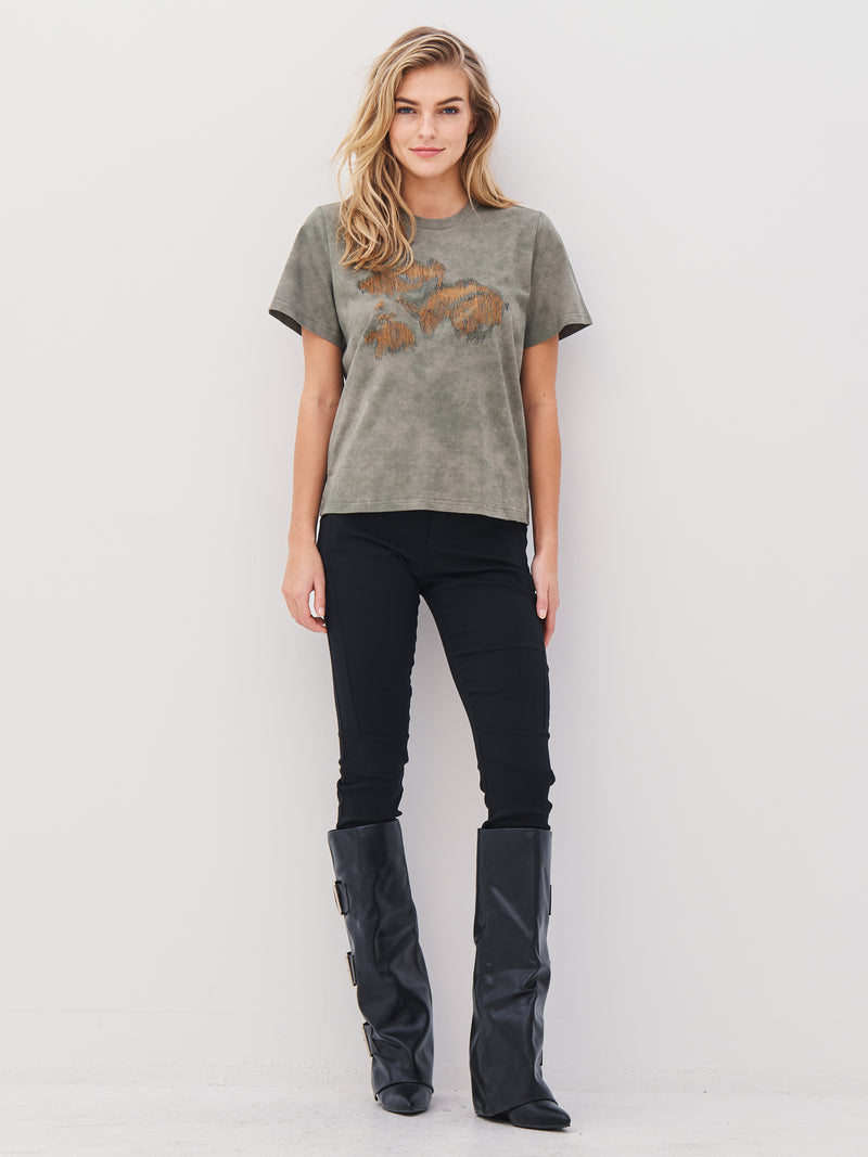 NÜ ANIKI t-shirt Tops en t-shirts 393 Army Mix