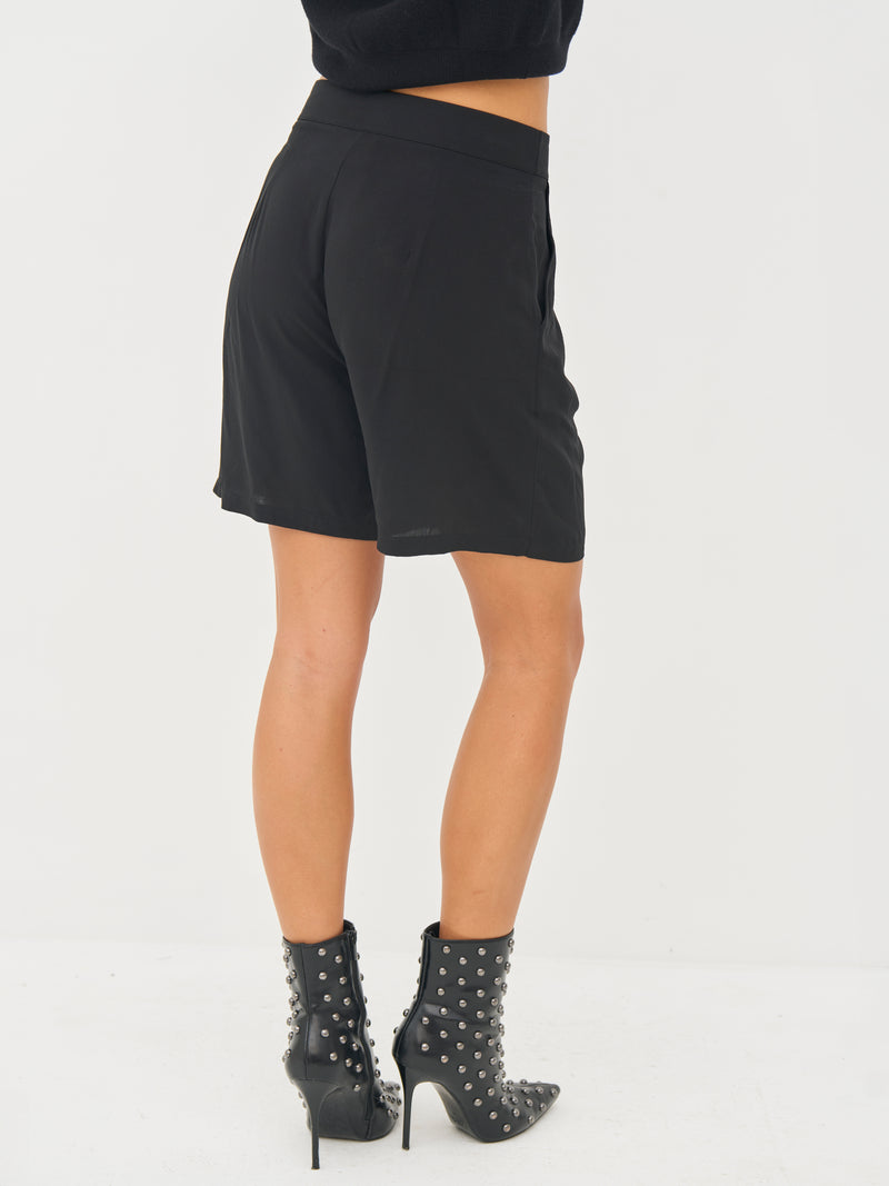 NÜ BADIA shorts Shorts Zwart