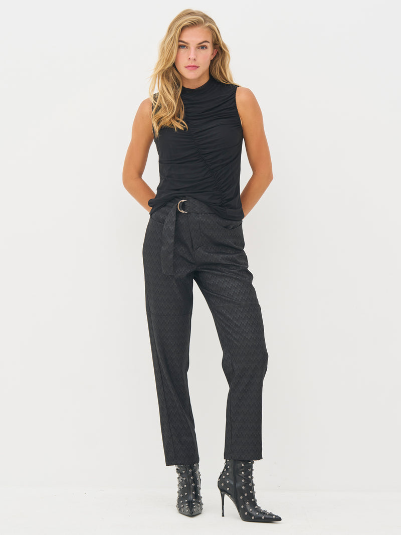 NÜ BETH top Tops en t-shirts Zwart