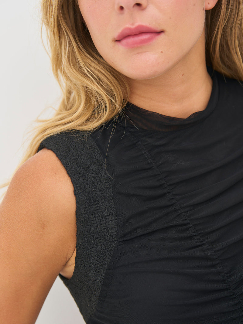 NÜ BETH top Tops en t-shirts Zwart