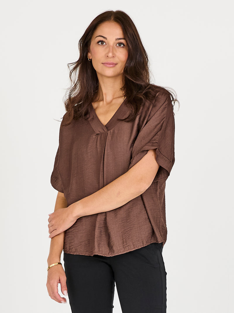 NÜ CINDA blouse Tops en t-shirts 289 Brown