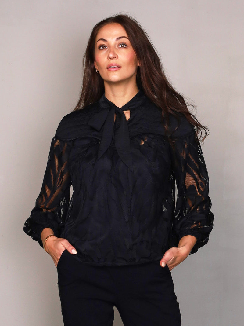 NÜ XEMINA blouse Blouses Zwart