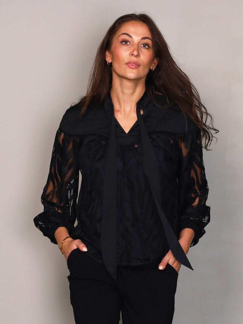 NÜ XEMINA blouse Blouses Zwart