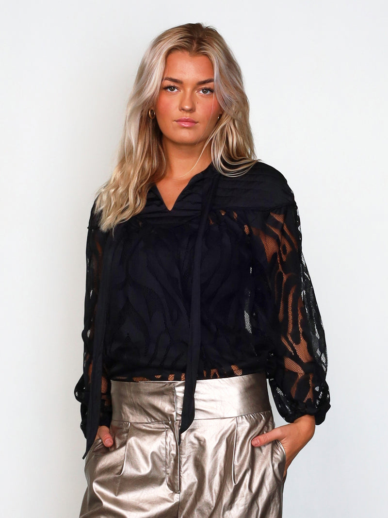 NÜ XEMINA blouse Blouses Zwart