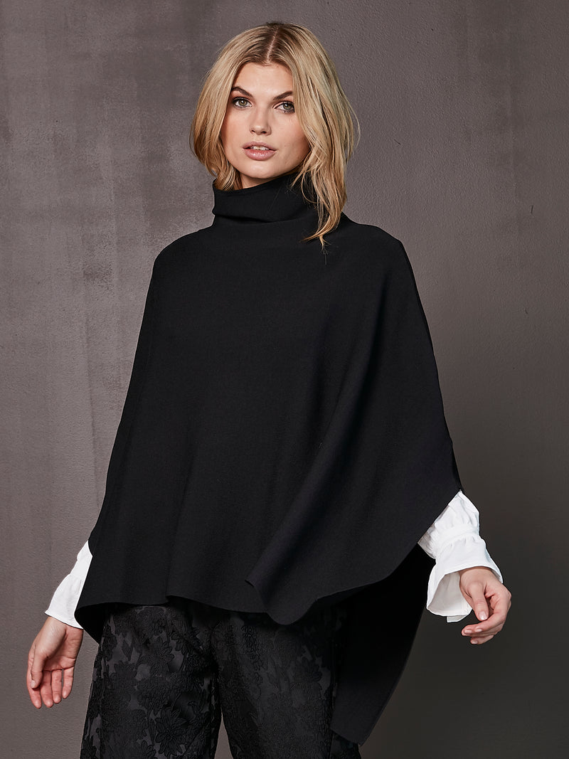 NÜ XIAO poncho Ponchos Zwart