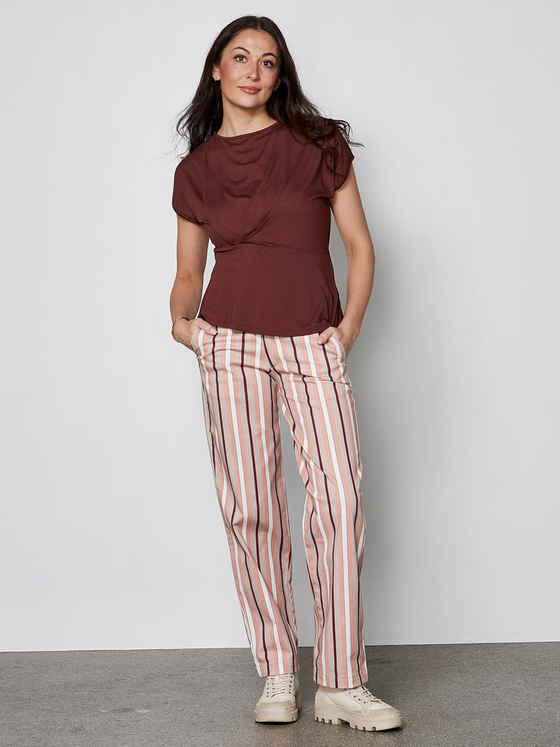 NÜ YASMI top Tops en t-shirts 685 Berry red
