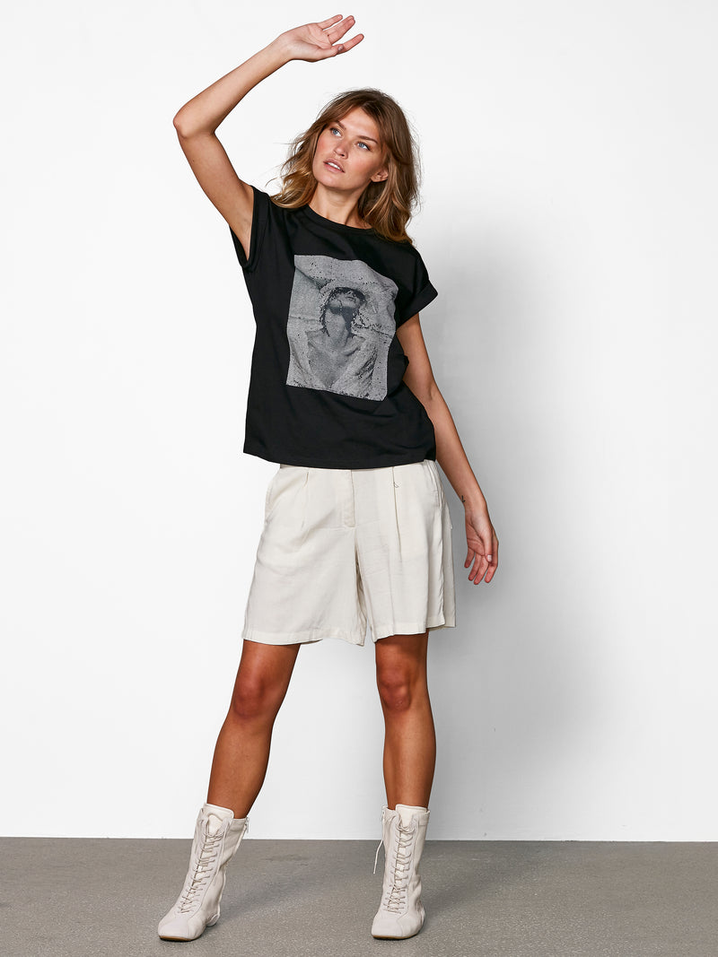 NÜ ZILJA t-shirt Tops en t-shirts Zwart